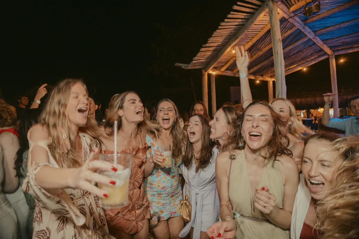 Festa - 22h